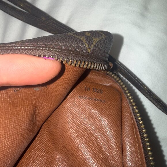 Authentic Louis Vuitton Amazon crossbody bag - Picture 5 of 10